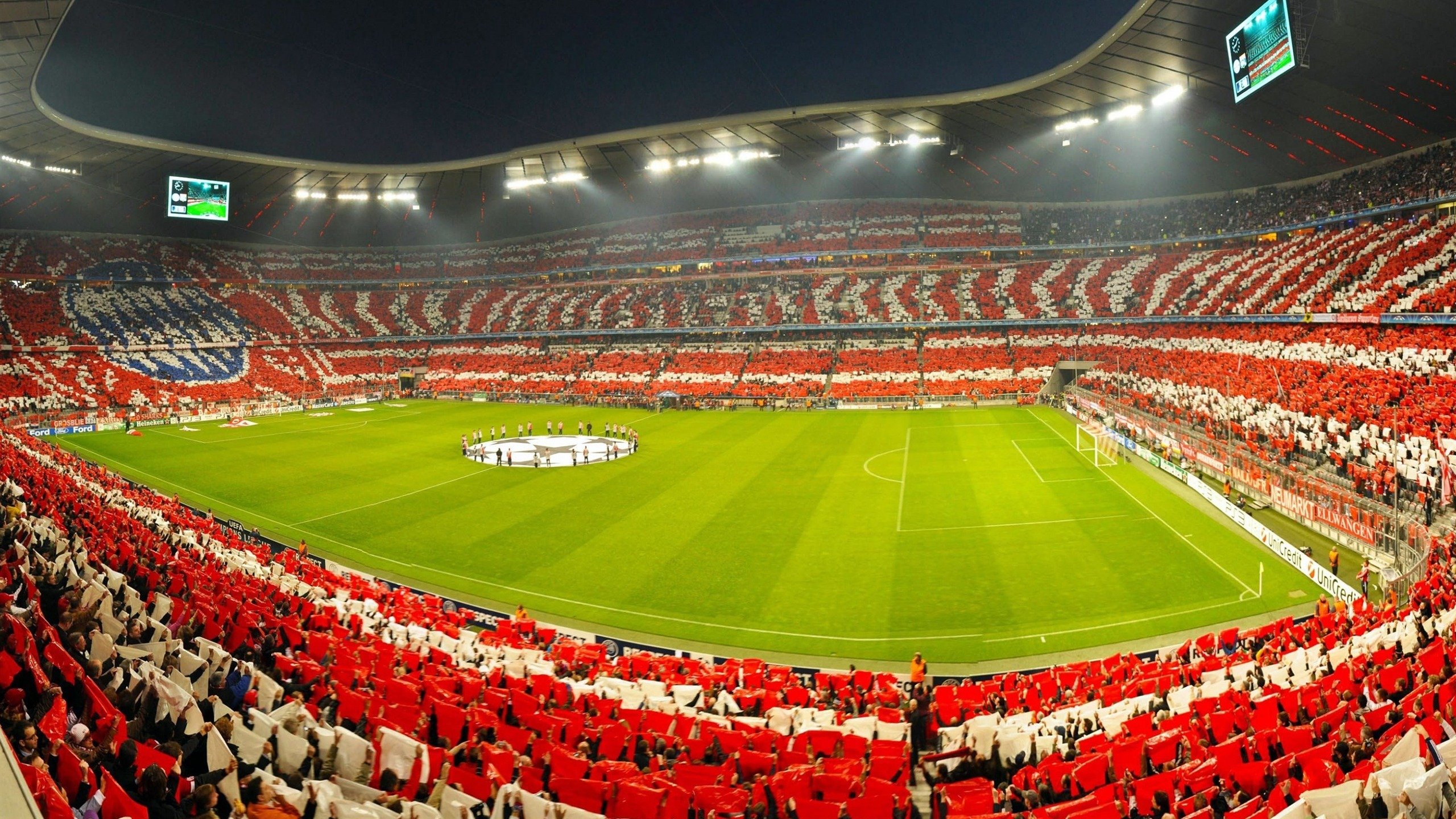 巴萨防守锁死马赛,马丁内利成为关键先生